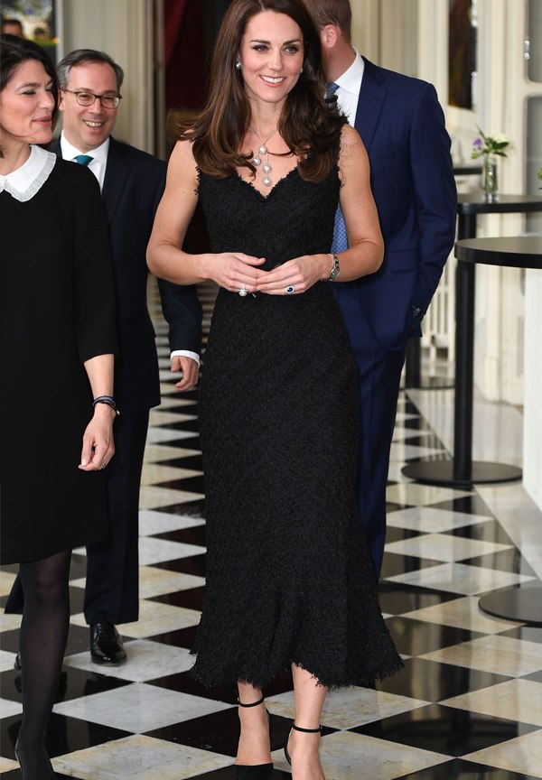 Kate Middleton’s Dress In Paris — Stuns In Frock & Pearls, Like ...