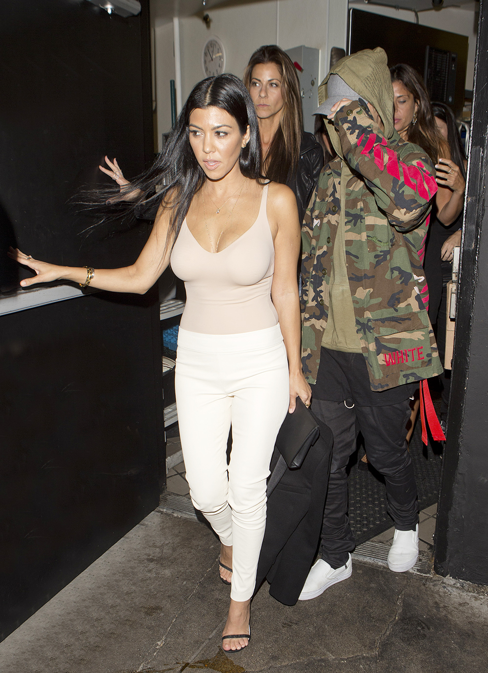 Kourtney Kardashian and Justin Bieber leaving 'The Nice Guy' together in the same car in West Hollywood, CA