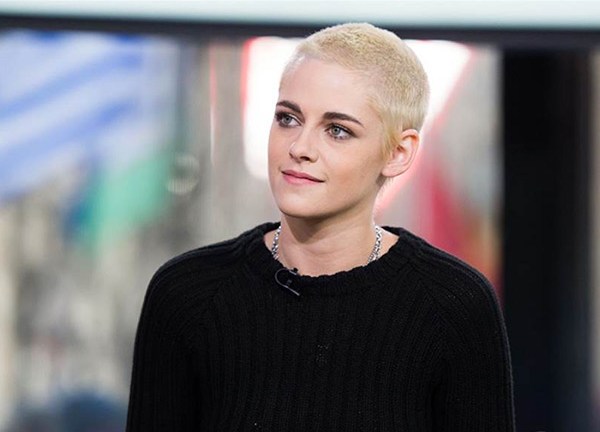 Why Kristen Stewart Cut Her Hair — Shaved Head For Role In ‘Underwater ...