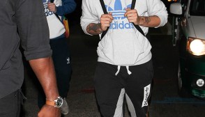 Louis Tomlinson Hit Girl