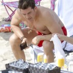 Exclusive... Orlando Bloom Vacations In France With Kristy Hinze