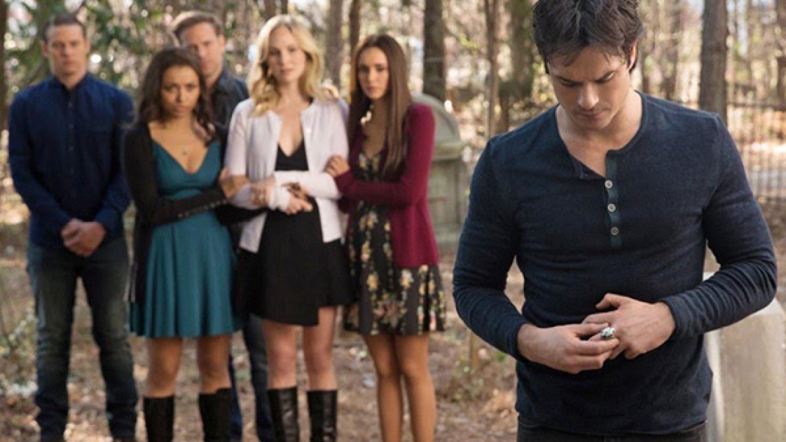 ‘the Vampire Diaries’: Damon’s Proposal To Elena Cut From Finale 