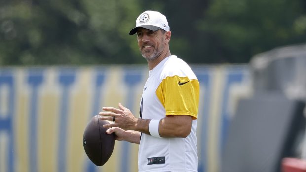 Aaron Rodgers: Photos of the NFL Player Over the Years