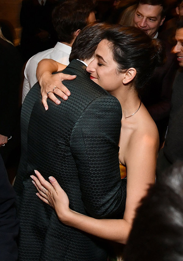 chris-evans-jenny-slate-awkward-hug-rex-2