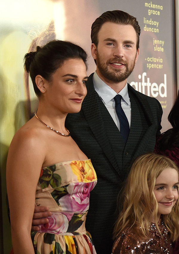 chris-evans-jenny-slate-awkward-hug-rex-4