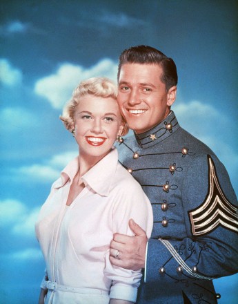 Editorial use only. No book cover usage.Mandatory Credit: Photo by Warner Bros/Kobal/REX/Shutterstock (5875244a)Doris Day, Gordon MacraeThe West Point Story - 1950Director: Roy Del RuthWarner BrosUSAFilm PortraitMusicalFine and Dandy (UK Title)Les Cadets de West Point
