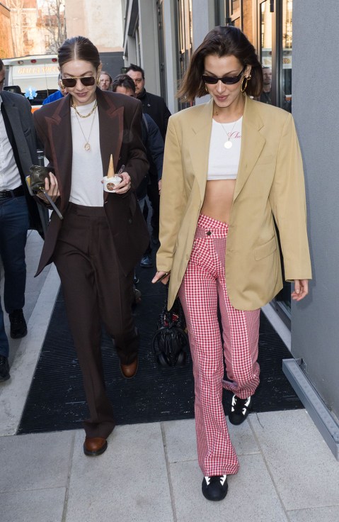 Bella & Gigi Hadid: See Photos of the Supermodel Sisters – Hollywood Life