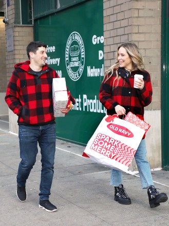 Jason Biggs and Jenny Mollen
Jason Biggs and Jenny Mollen out and about, New York, USA - 08 Dec 2019
Jason Biggs and Jenny Mollen deliver kindness to their neighbors with Old Navy and Netflix's 'Klaus'