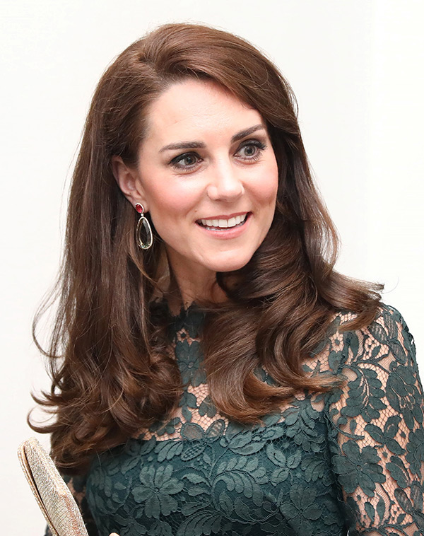 Kate Middleton S Bouncy Curls How To Get Her Shiny Hair In 10 Minutes Hollywood Life