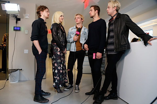 R5-new-addictions-2