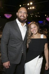 Ronda Rousey Travis Browne Engaged