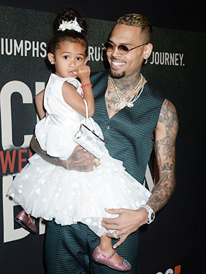 Chris Brown & His Kids: See Their Epic Moments Together – Hollywood Life