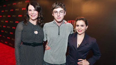 Lauren Graham Miles Heizer Mae Whitman