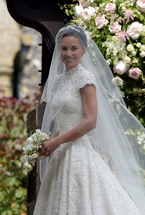 Pippa & Kate Middleton’s Wedding Dresses: Whose Stunning Gown Is Best ...