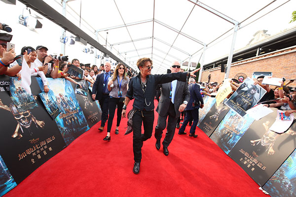 Pirates-of-the-Caribbean-5-premiere-9