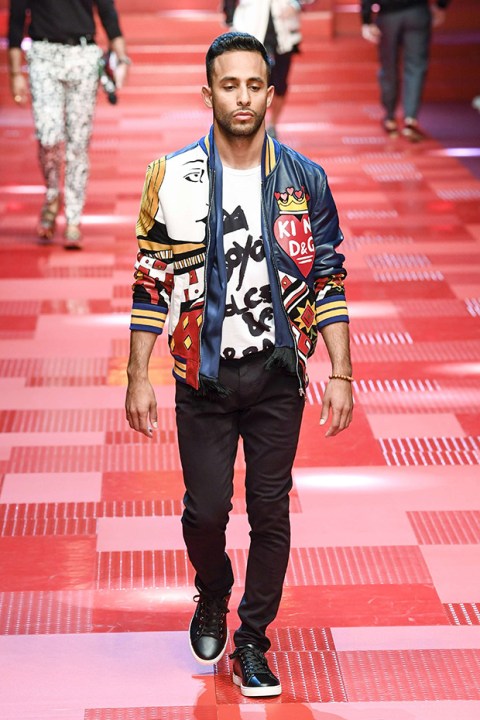 Dolce & Gabbana Fashion Show Pics — See Runway Photos From Milan ...