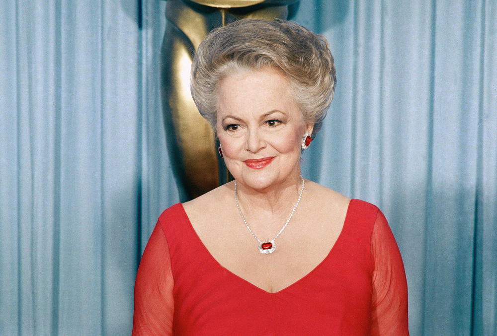 Actress Olivia de Havilland is shown at the Academy Awards in Los Angeles
Oscars Olivia de Havilland 1988, Los Angeles, USA