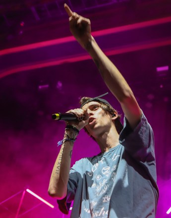 Austin Porter with PRETTYMUCH performs during the PRETTYMUCH: FOMO Tour at the Tabernacle, in Atlanta
PRETTYMUCH: FOMO Tour - , Atlanta, USA - 16 Jul 2019