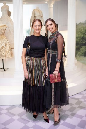 Yasmin Le Bon ve Amber Le BonChristian Dior: Designer of Dreams sergi yemeği, V&A Müzesi, Londra, Birleşik Krallık - 29 Ocak 2019