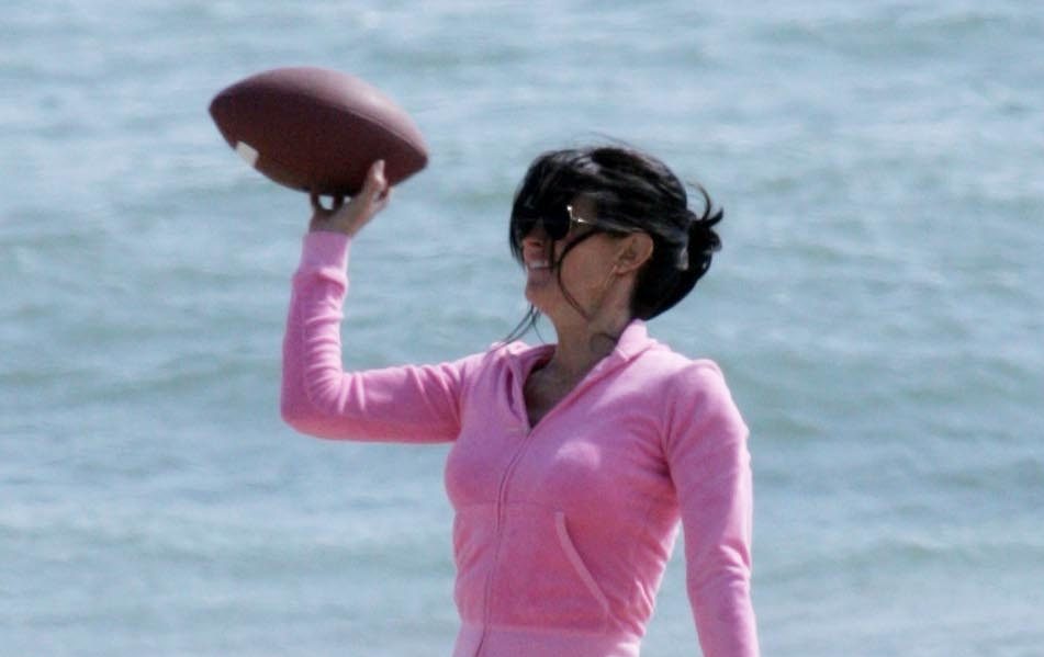 Stars Over 50 Show Off Stunning Figures In Swimsuits: Photos