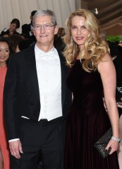 Apple CEO Tim Cook, left, and Laurene Powell arrive at The Metropolitan Museum of Art Costume Institute Benefit Gala, celebrating the opening of "Manus x Machina: Fashion in an Age of Technology", in New York
2016 Metropolitan Museum of Art Costume Institute Benefit Gala, New York, USA - 2 May 2016