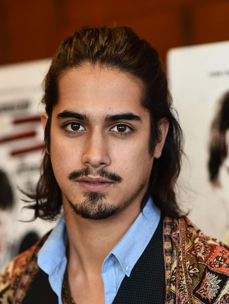 Avan-Jogia-3