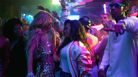 Demi Lovato’s ‘Sorry Not Sorry’ Video — Photos – Hollywood Life