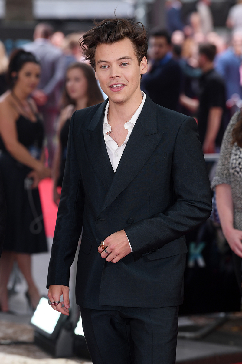 harry-styles-dunkirk-premiere-rex3