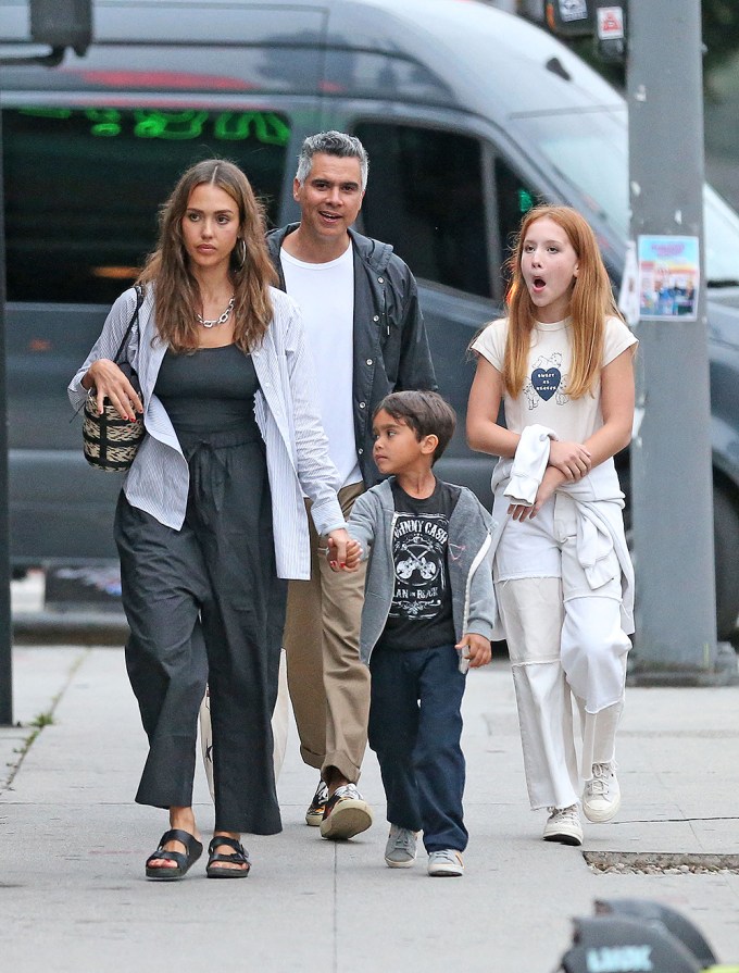 Jessica Alba and Cash Warren with two of their kids