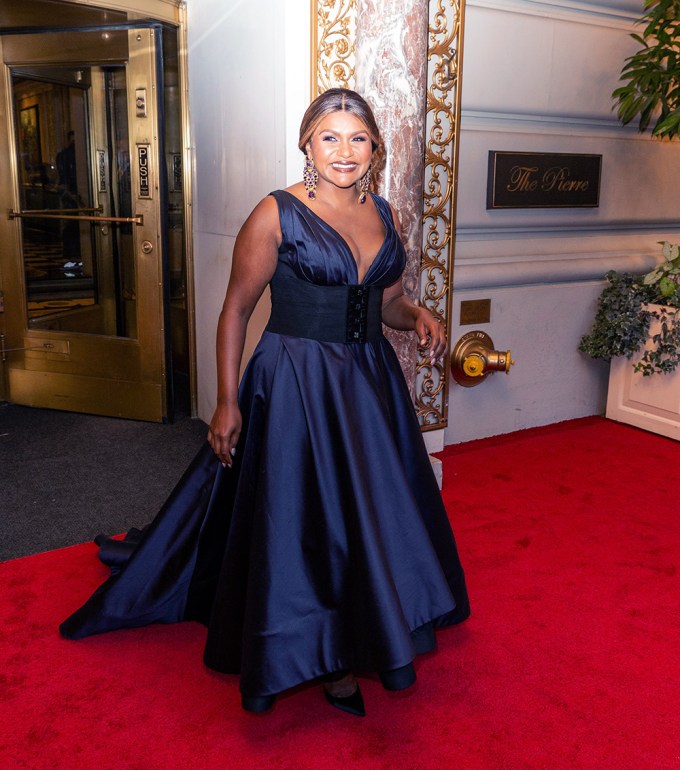 Mindy Kaling Dons Plunging Blue Gown For The 2021 Met Gala
