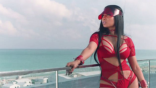 Nicki Minaj: Cage Bra, Gladiator Boots