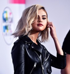 Selena GomezAmerican Music Awards, Arrivals, Los Angeles, USA - 19 Nov 2017