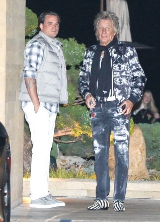 Malibu, CA - *EXCLUSIVE* - Rod Stewart and son Sean Stewart spend quality time eating late dinner at Nobu, Malibu.  Image: Rod Stewart, Sean Stewart Backgrid USA 17 May 2022 Please pixelate face before publication*
