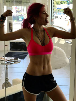 Bella Thorne shares Snapchat video showing toned stomach in sports bra