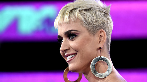 Katy Perry's 2017 VMA Hair & Makeup — Rocks Pink Eyeshadow 