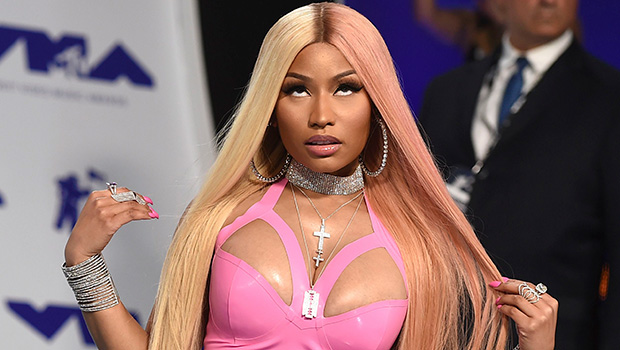 Nicki Minaj S Camel Toe At Vmas Embarrassed By Wardrobe Malfunction Hollywood Life