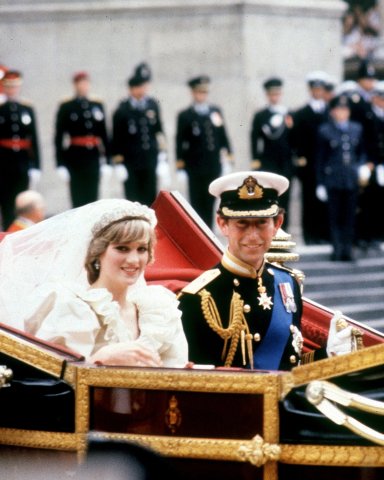 The Royal Wedding of Prince Charles and Lady Diana Spencer, St Paul's Cathedral, London. - the royal couple leaving St Paul's after the marriage ceremony - 28 Jul 1981
Various