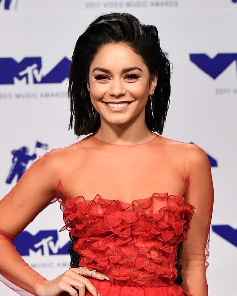 MTV 2017 VMA Style: Best Hair & Makeup On the Red Carpet [PICS ...