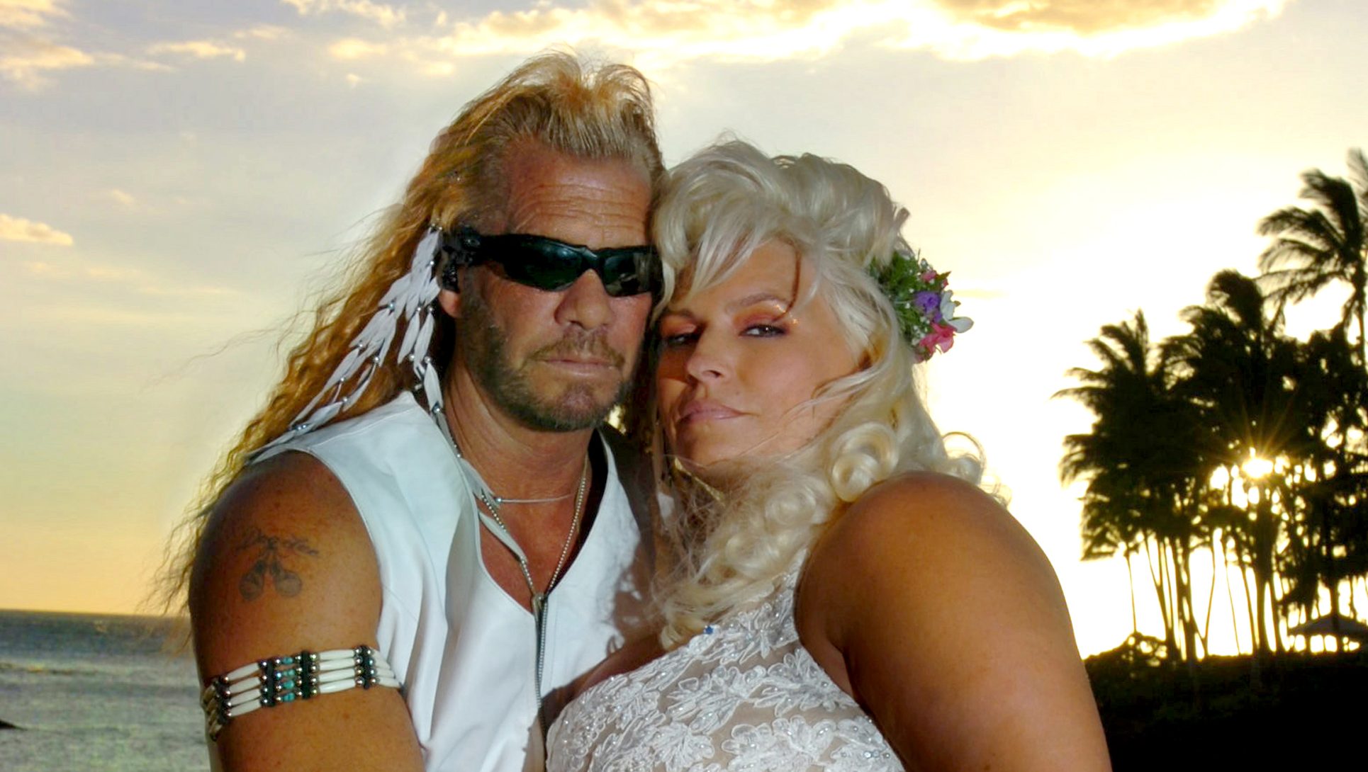 Beth & Dog The Bounty Hunter: Pics of Duane Chapman’s Late Wife Beth & Dog The Bounty Hunter: Pics of Duane Chapman’s Late Wife
