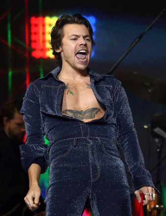 Capital's Jingle Bell Ball 2019 - Day One - O2 Arena - London. Harry Styles performs on stage during day one of Capital's Jingle Bell Ball with Seat at London's O2 Arena. The world's biggest stars performed live for Capital listeners at The 02 at the UK's biggest Christmas party. Artists performing across the weekend include Stormzy, Harry Styles, Rita Ora, Liam Payne, Taylor Swift, Mabel, Sam Smith, The Script amongst others. Picture date: Saturday December 7, 2019. See PA story SHOWBIZ Jingle Bell. Photo credit should read: Isabel Infantes/PA Wire URN:48872251 (Press Association via AP Images)