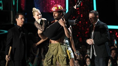 Joe Manganiello & Elizabeth Banks at 2012 MTV Movie Awards