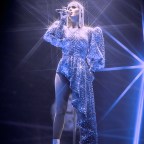 katy-perry-witness-tour-outfits-8