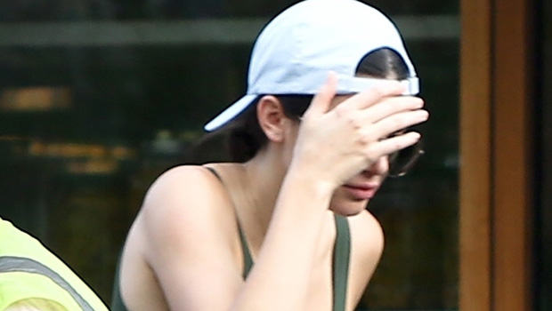 Kendall Jenner Wears Green Bikini Top For Lunch Date With Blake Griffin Hollywood Life