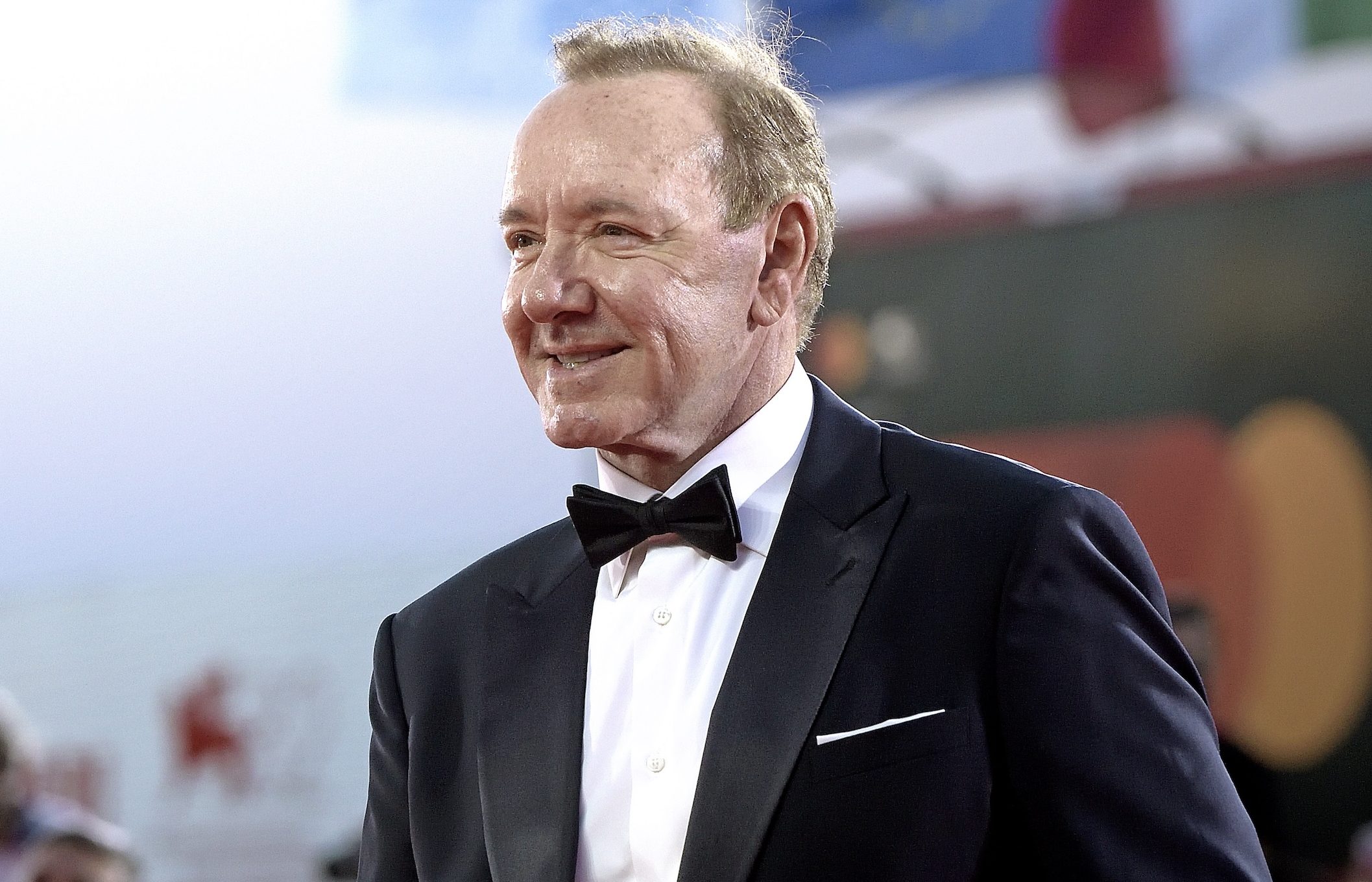 Kevin Spacey Then & Now: Pictures of the Actor Over the Years