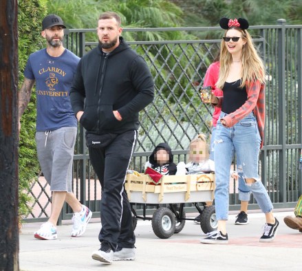 Adam Levine was spotted with his wife taking their kids Trick or Treating on Halloween in their Los Angeles neighborhood.  ***SPECIAL INSTRUCTIONS*** Please pixelate children's faces before publication.***.  31 Oct 2018 Pictured: Adam Levine takes his wife Behati Prinsloo and kids Trick or Treating on Halloween.  Photo credit: ROMA / MEGA TheMegaAgency.com +1 888 505 6342 (Mega Agency TagID: MEGA300804_003.jpg) [Photo via Mega Agency]