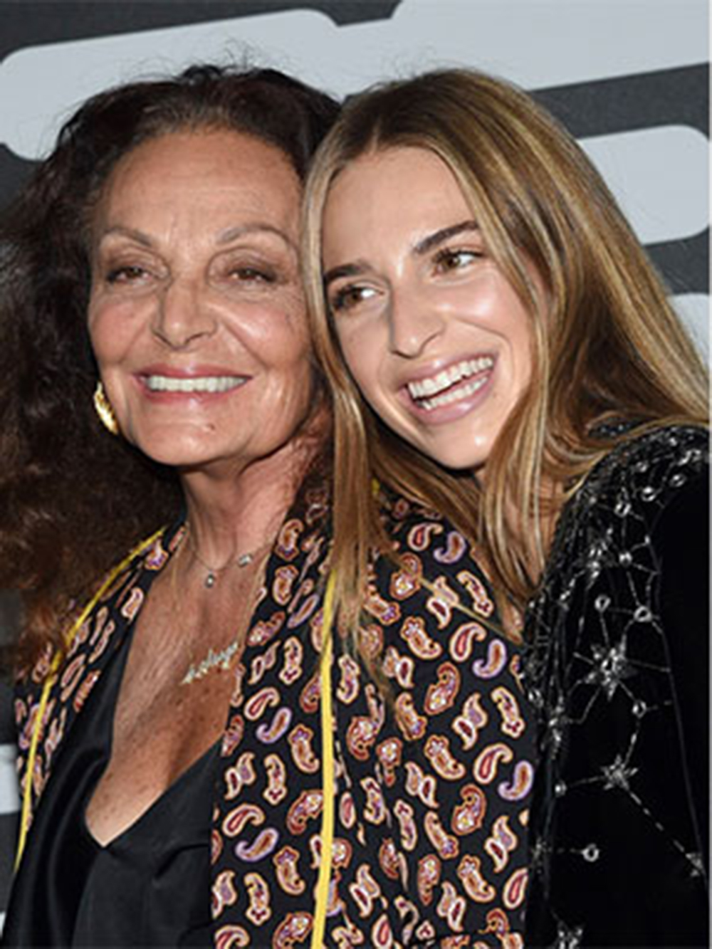Celebrity Grandmothers & Granddaughters Who Look Alike: Photos ...