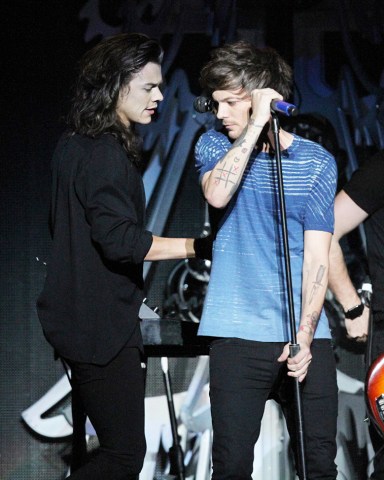 Harry Styles and Louis Tomlinson - One Direction
102.7 KIIS FM Jingle Ball, Show, Los Angeles, America - 04 Dec 2015