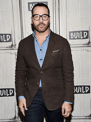 Jeremy Piven Pics: See Photos Of Actor Accused Of Sexual Misconduct ...