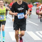 Ashton Kutcher Runs Through Harlem In New York City Marathon