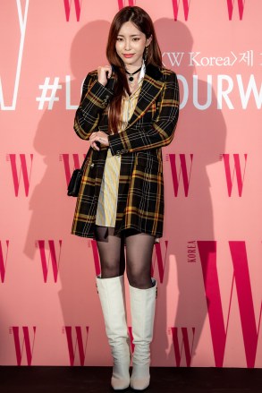 Jang Da-hye, Heize
Breast cancer awareness campaign 'Love Your W' photocall, Seoul, South Korea - 25 Oct 2019